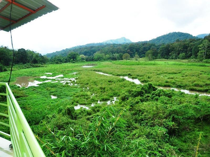 Kerala House Lägenhet Thekkady Exteriör bild